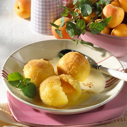 Ungarische Aprikosenknödel Rezept Ungarische Aprikosenknödel Rezept