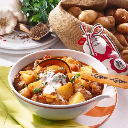 Ungarisches Kartoffel-Gulasch Rezept Ungarisches Kartoffel-Gulasch Rezept