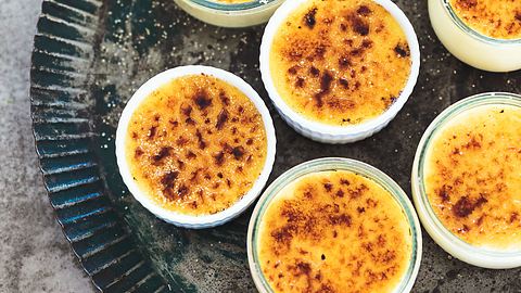 Uwe brüllt Crème Brûlée Rezept - Foto: House of Food / Bauer Food Experts KG