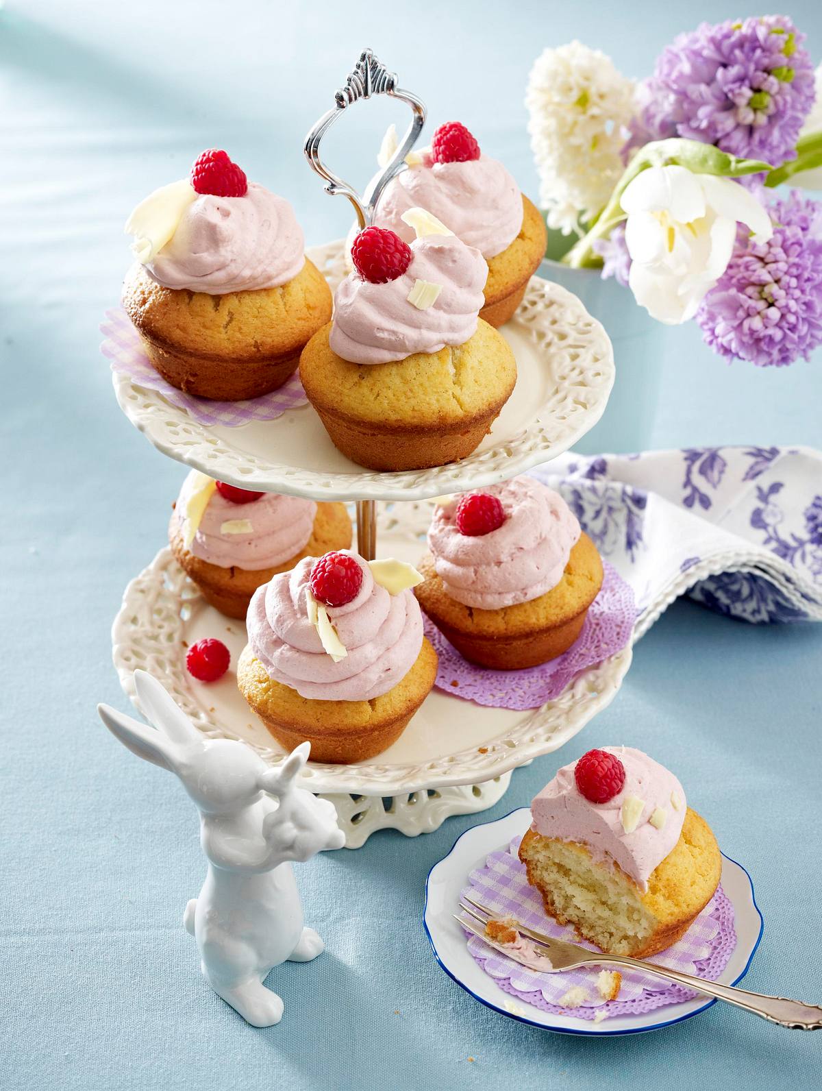 Vanille-Cupcakes mit Himbeermousse Rezept