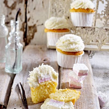Vanille-Cupcakes mit Marshmallow-Gimmick Rezept