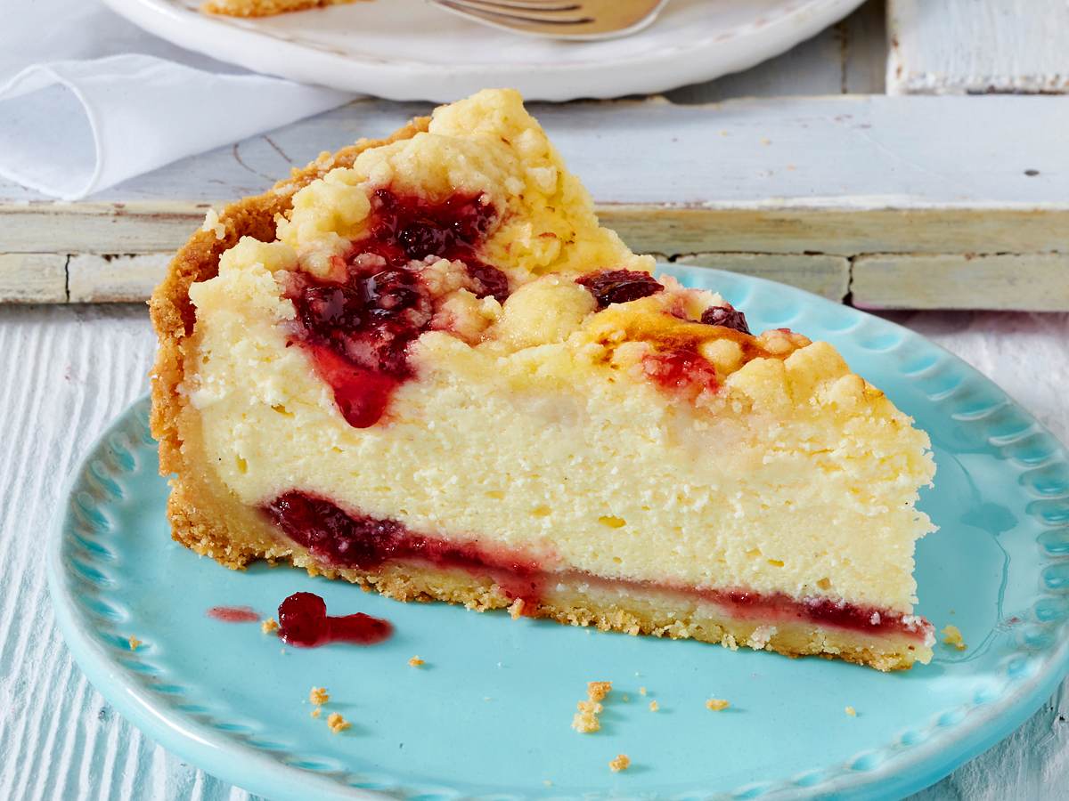 Vanille-Käsekuchen mit Streuseln Rezept