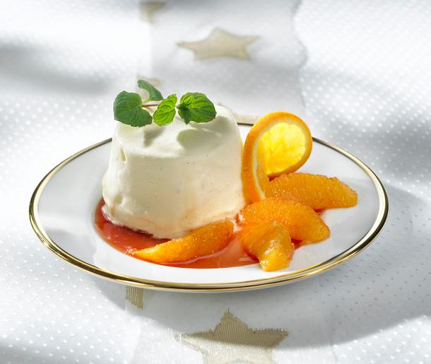 Vanille-Parfait mit Gewürzorangen Rezept Vanille-Parfait mit Gewürzorangen Rezept