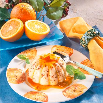 Vanille-Pudding mit Karamell-Orangensaft-Soße Rezept Vanille-Pudding mit Karamell-Orangensaft-Soße Rezept
