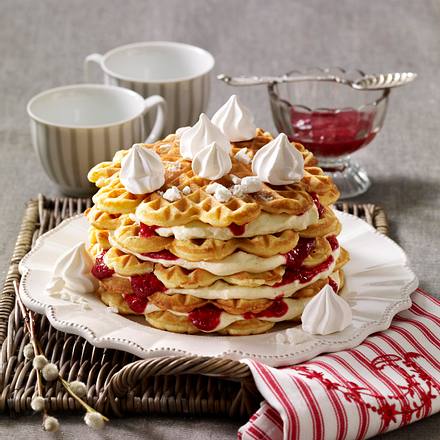 Vanille-Waffelturm Rezept Vanille-Waffelturm Rezept