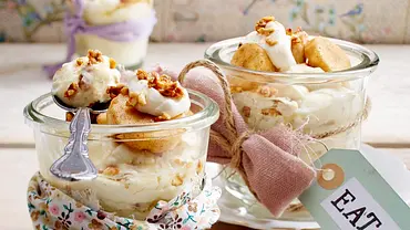 Vanillecreme mit Zimtbananen und Krokant Rezept - Foto: LECKER @ Bauer Media Group
