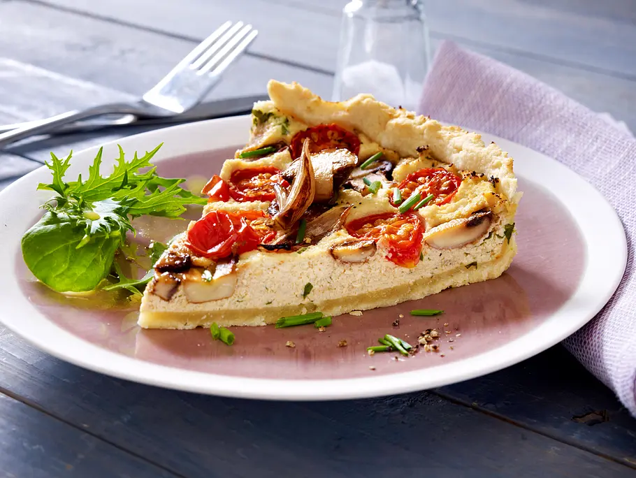 Vegane Quiche mit Champignons und Tomaten Rezept Vegane Quiche mit Champignons und Tomaten Rezept