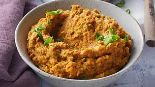 Veganer Linsen-Frühlingszwiebel-Aufstrich Rezept - Foto: LECKER @ Bauer Media Group Veganer Linsen-Frühlingszwiebel-Aufstrich Rezept - Foto: LECKER @ Bauer Media Group