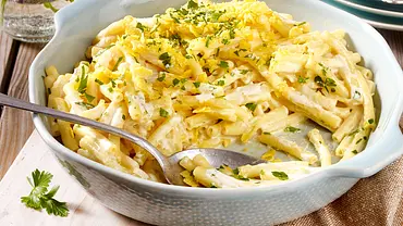 Veganes Mac and Cheese Rezept - Foto: LECKER @ Bauer Media Group Veganes Mac and Cheese Rezept - Foto: LECKER @ Bauer Media Group