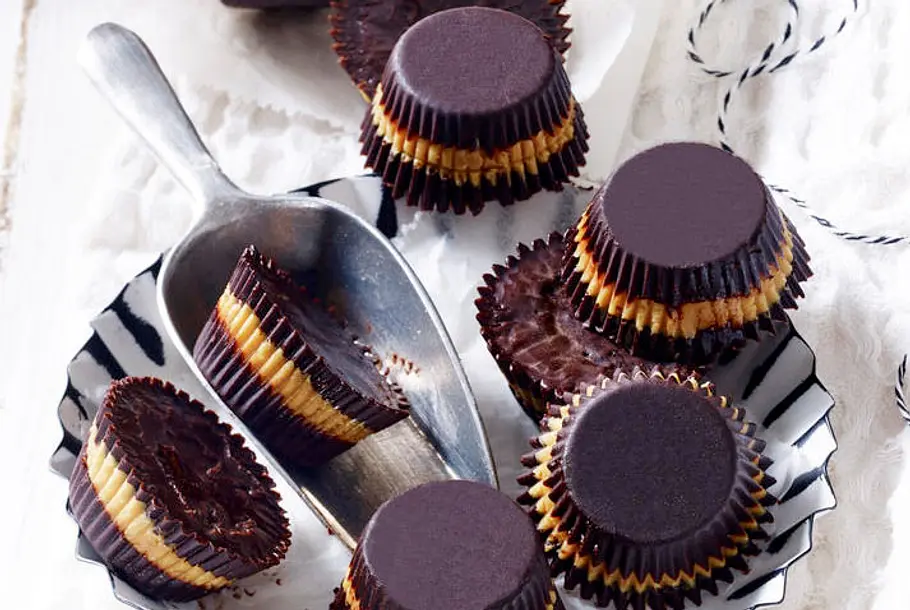 Vegane Schoko-Erdnussbutter-KonfektRezept Veganes Schoko-Erdnussbutter-Konfekt Rezept