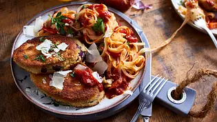 Vegetarisches Auberginen-Schnitzel Rezept - Foto: LECKER @ Bauer Media Group Vegetarisches Auberginen-Schnitzel Rezept - Foto: LECKER @ Bauer Media Group