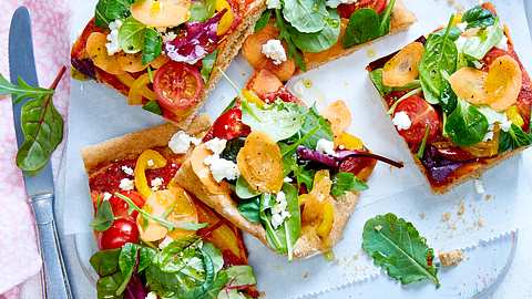 Veggie-Pizza „Colour Beauty“ aus Dinkelteig Rezept - Foto: House of Food / Bauer Food Experts KG