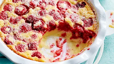 Versunkene Himbeeren Rezept - Foto: LECKER @ Bauer Media Group