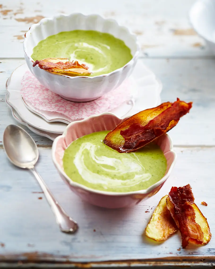 Vichyssoise mit knusprigem Speck-Kartoffelstreifen Rezept