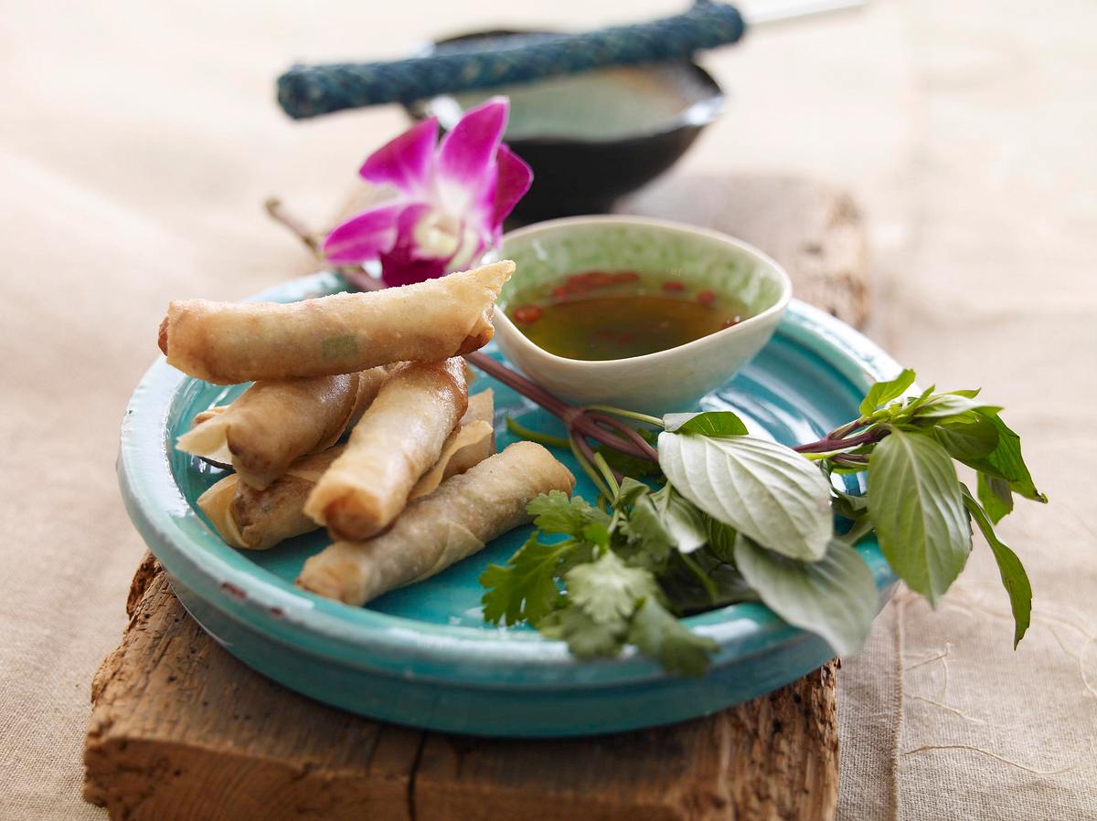 Vietnam: Cha Gio Frühlingsrollen mit Dip Rezept