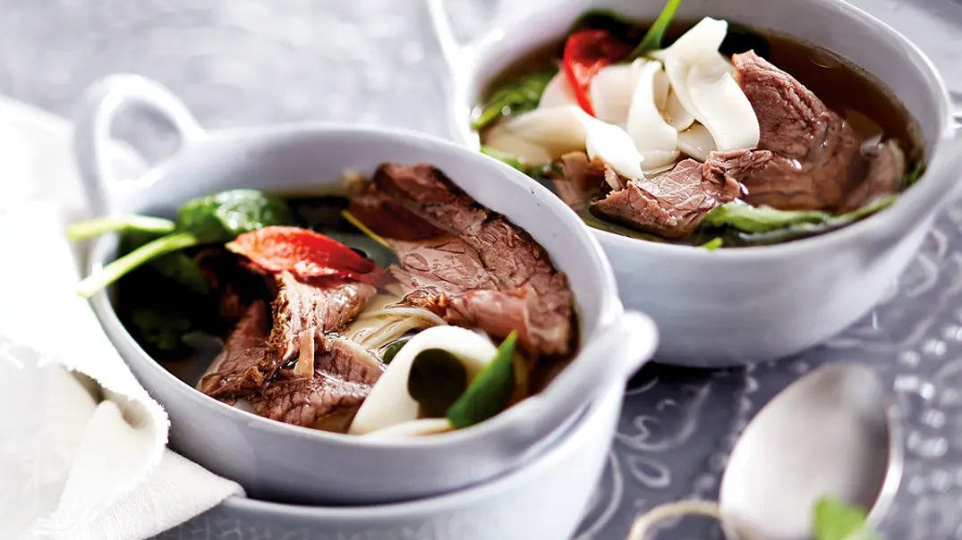 Vietnamesische Tafelspitzsuppe Rezept - Foto: LECKER @ Bauer Media Group Vietnamesische Tafelspitzsuppe Rezept - Foto: LECKER @ Bauer Media Group