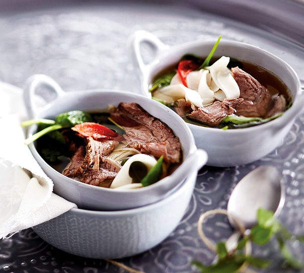 Vietnamesische Tafelspitzsuppe Rezept Vietnamesische Tafelspitzsuppe Rezept