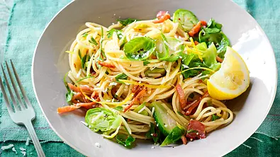 Vitamin-Booster-Spaghetti Rezept - Foto: LECKER @ Bauer Media Group