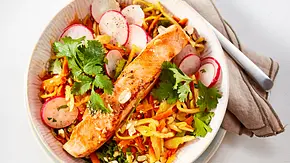 Vitaminbombiger Asia-Lachs Rezept - Foto: LECKER @ Bauer Media Group Vitaminbombiger Asia-Lachs Rezept - Foto: LECKER @ Bauer Media Group