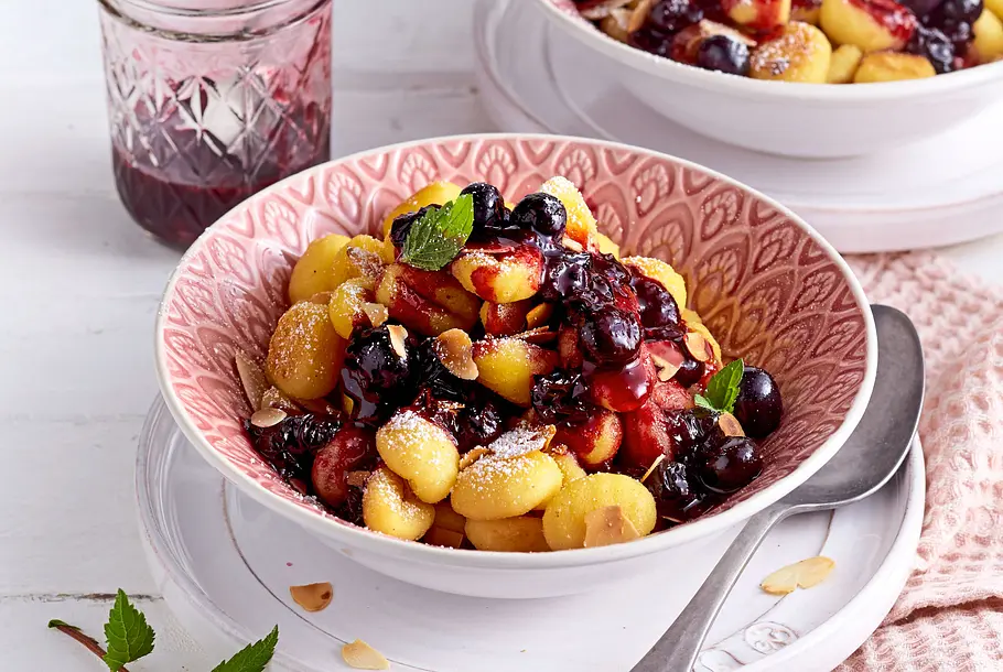 Voll süße Gnocchi mit Heidelbeeren Rezept Voll süße Gnocchi mit Heidelbeeren Rezept