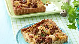 Vollkorn-Tarte mit Sauerkraut und Hackfleisch Rezept - Foto: LECKER @ Bauer Media Group Vollkorn-Tarte mit Sauerkraut und Hackfleisch Rezept - Foto: LECKER @ Bauer Media Group