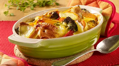 Vorher/nachher Kartoffel-Gemüseauflauf mit Schinken Rezept - Foto: LECKER @ Bauer Media Group