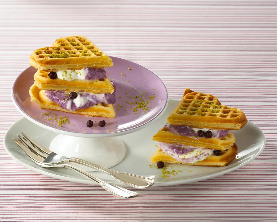 Waffel-Pancakes mit Ahornsirup Rezept Waffel-Pancakes mit Ahornsirup Rezept