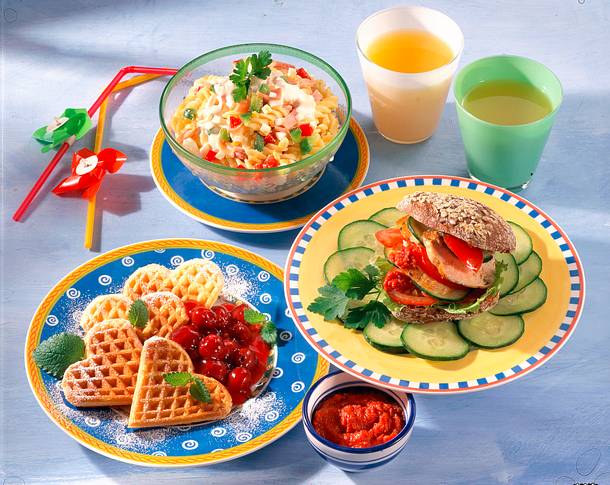 Waffeln mit Kirschfüllung Rezept Waffeln mit Kirschfüllung Rezept