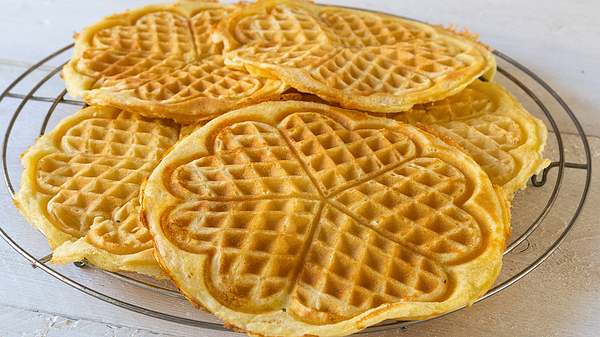 Waffelteig ohne Butter Rezept - Foto: imago images/Shotshop