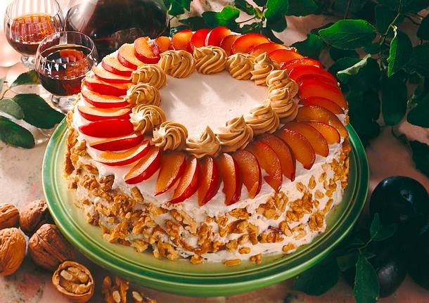 Walnuss-Mocca-Pflaumentorte Rezept