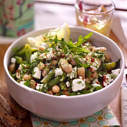Warm Bean Salad mit Dill und Ziegenkäse Rezept Warm Bean Salad mit Dill und Ziegenkäse Rezept