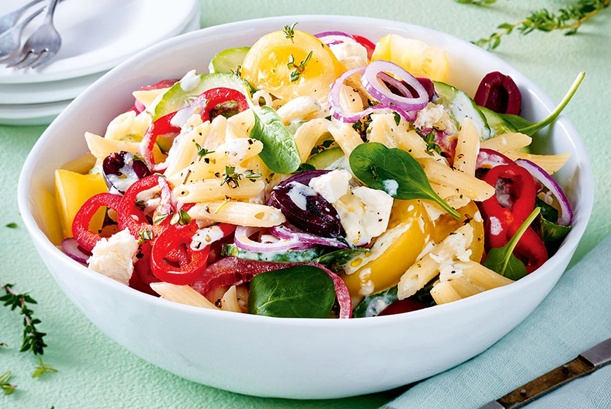 Warmer Nudelsalat mit Fetadressing Rezept