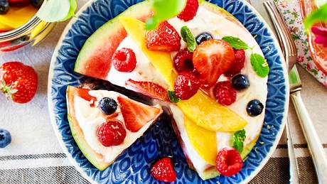 Wassermelone mit Zitronencreme & Obstsalat Rezept - Foto: House of Food / Bauer Food Experts KG