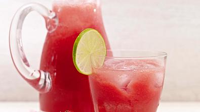 Wassermelonen-Erdbeer-Limonade Rezept - Foto: LECKER @ Bauer Media Group