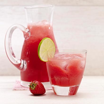 Wassermelonen-Erdbeer-Limonade Rezept Wassermelonen-Erdbeer-Limonade Rezept