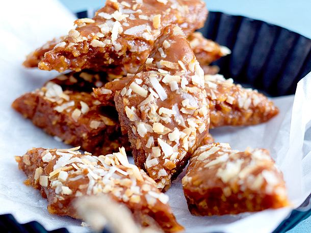 Weiches Kokoskaramell Rezept Weiches Kokoskaramell Rezept