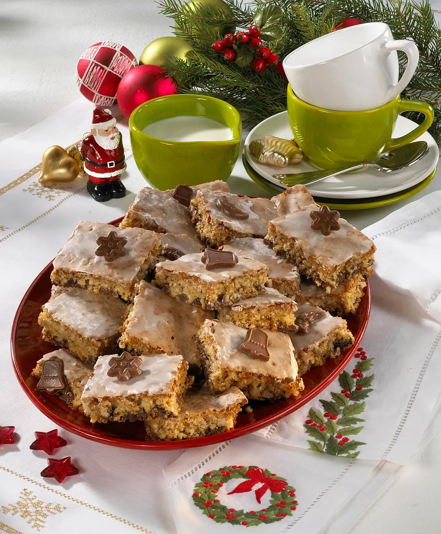 Weihnachtlicher Gewürzkuchen vom Blech Rezept Weihnachtlicher Gewürzkuchen vom Blech Rezept