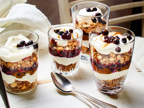 Weihnachtliches Frühstückstrifle Rezept Weihnachtliches Frühstückstrifle Rezept