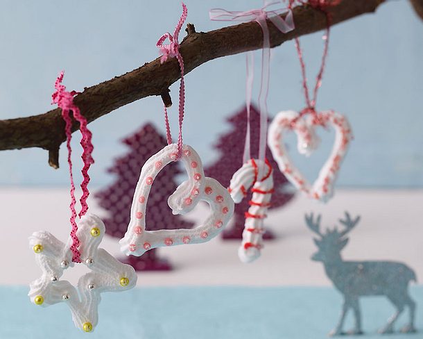 Weihnachtsschmuck aus Baiser Rezept Weihnachtsschmuck aus Baiser Rezept