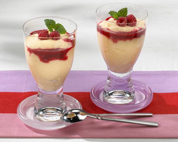 Weinschaum mit Himbeeren Rezept Weinschaum mit Himbeeren Rezept