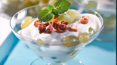 Weintrauben mit Grappa-Creme Rezept - Foto: House of Food / Bauer Food Experts KG