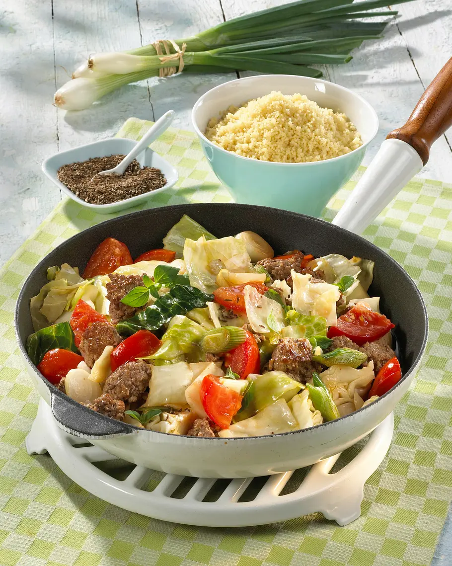 Weißkohlpfanne mit Hack Rezept Weißkohlpfanne mit Hack Rezept