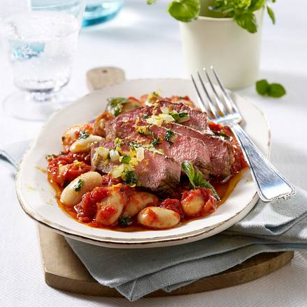 Weiße Bohnen in Tomaten-Minzsoße Rezept