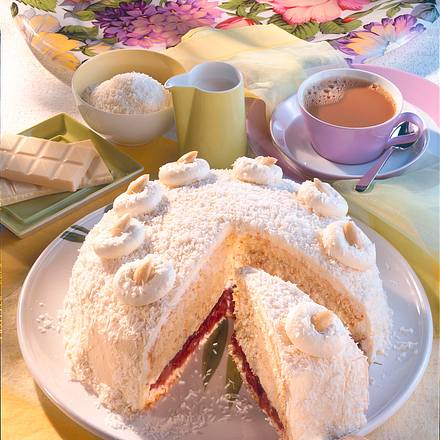 Weiße Kokos-Schoko-Torte Rezept Weiße Kokos-Schoko-Torte Rezept
