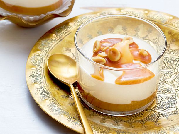 Weißes Schokoladen-Parfait Rezept Weißes Schokoladen-Parfait Rezept