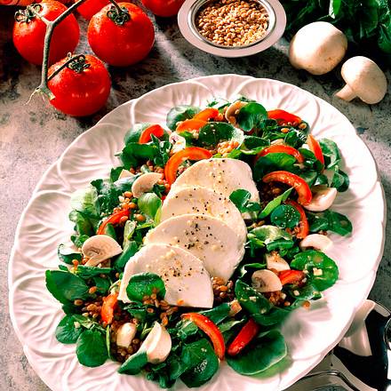 Weizen-Brunnenkresse Salat mit Ziegenkäse Rezept Weizen-Brunnenkresse Salat mit Ziegenkäse Rezept