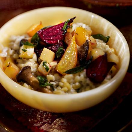Weizenrisotto mit Rote Bete und Steckrübe Rezept