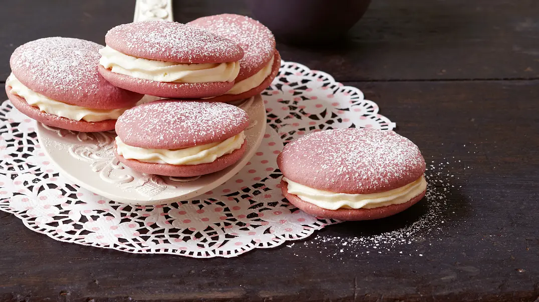 Whoopie Pies Rezept - Foto: LECKER @ Bauer Media Group Whoopie Pies Rezept - Foto: LECKER @ Bauer Media Group