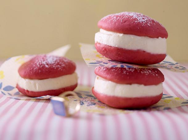 Whoopies mit Zitronen-Mascarpone-Creme Rezept Whoopies mit Zitronen-Mascarpone-Creme Rezept