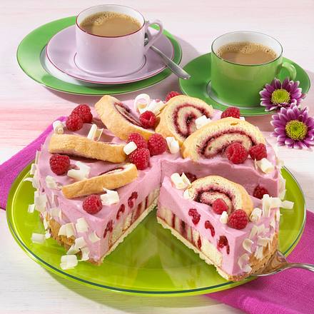 Wickeltorte mit Himbeeren Rezept Wickeltorte mit Himbeeren Rezept